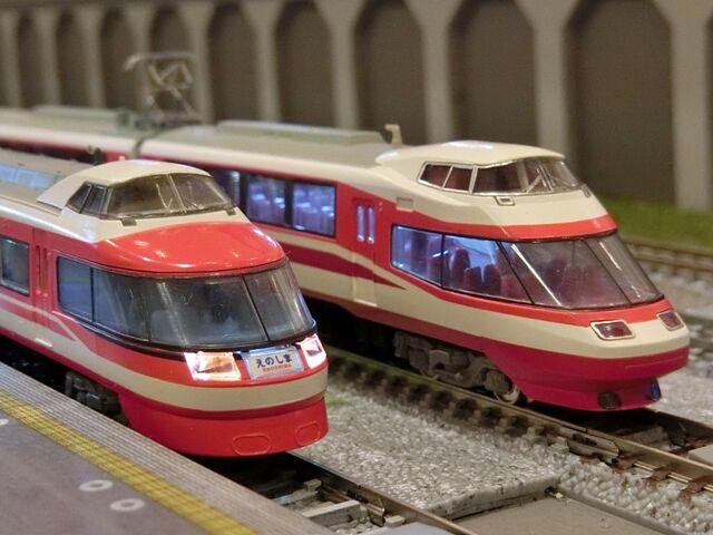 ワインレッドの心～Remember the Red Romancecar？ : 横浜西部