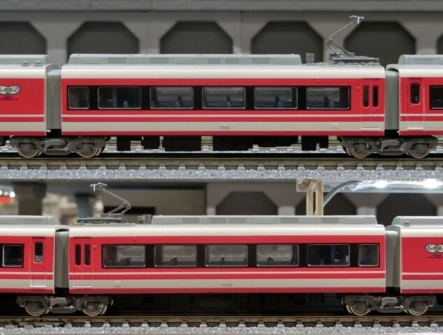 TOMIX改 小田急ロマンスカー7000形｢LSE｣新塗装 : 横浜西部急行の備忘録