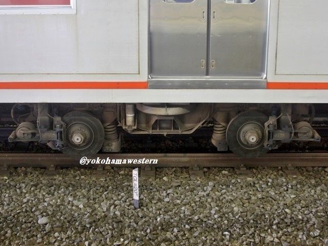 相鉄　7000系　自動窓操作ボタン　廃品　鉄道部品 相鉄 7000系 自動窓操作ボタン 廃品 鉄道部品 相鉄 7000系 自動