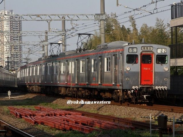 日立 相模鉄道7000系 電圧計 相鉄 1976年5月 鉄道部品 日立 相模鉄道7000系 電圧計 相鉄 1976年5月 鉄道部品 荒ぶる三連休