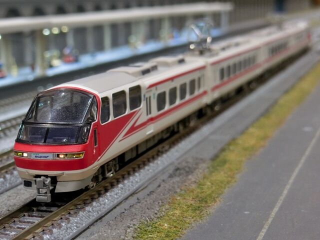 ｸﾞﾘｰﾝﾏｯｸｽ 名鉄1000系｢パノラマSuper｣(全車特別車編成) : 横浜西部急行