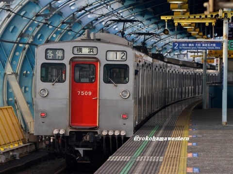 ee8805c4-s.jpg ee8805c4-s.jpg