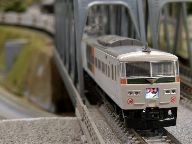 KATO 185系0番台(新塗装) : 横浜西部急行の備忘録2(きまぐれ鉄道 KATO 185系0番台(新塗装) : 横浜西部急行の備忘録2(きまぐれ鉄道