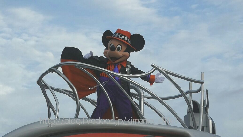 はためくマントの季節 気ままにディズニー生活 はためくマントの季節 気ままにディズニー生活