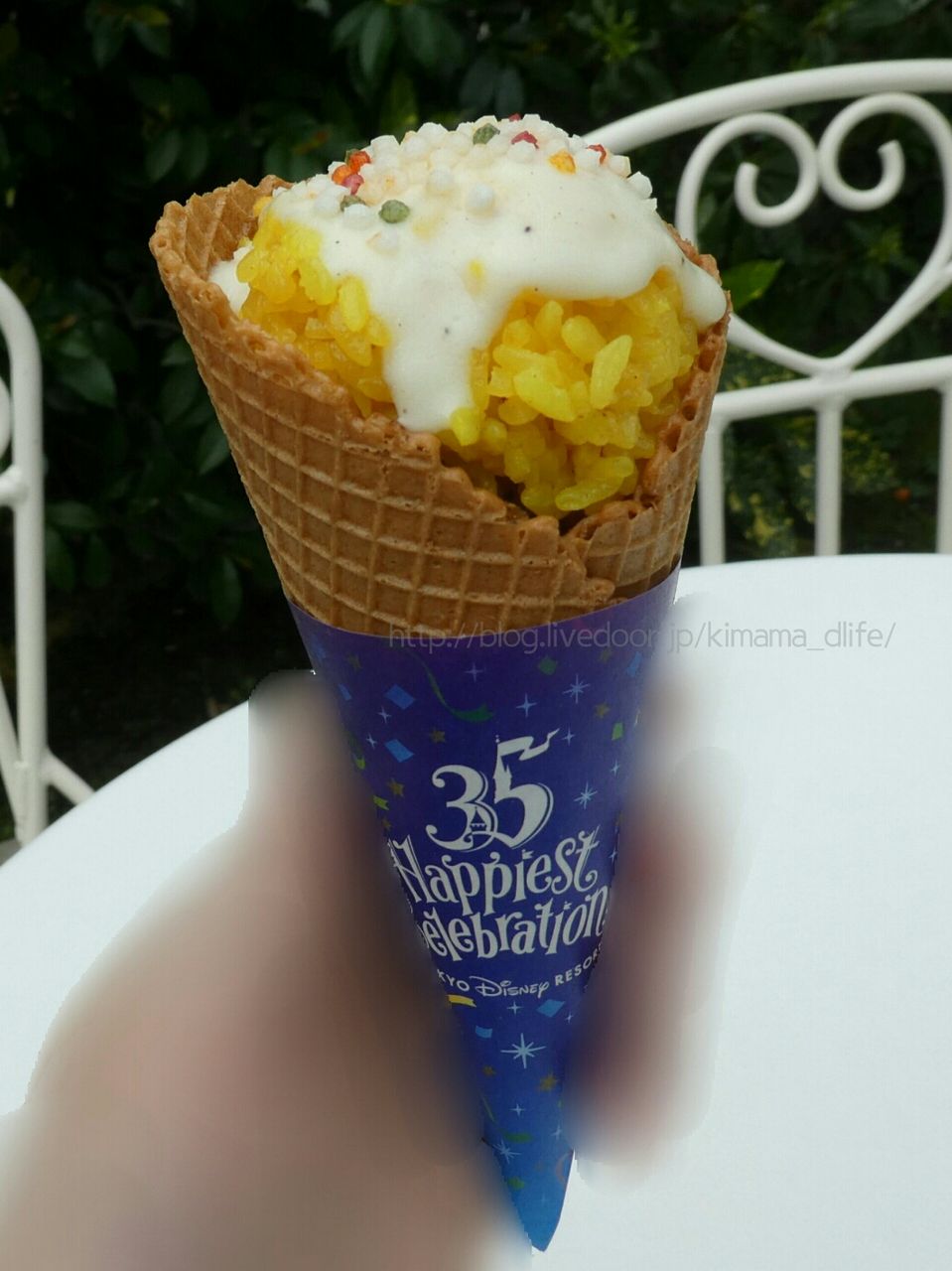 ワンコインで美味しい35周年メニュー 牛カルビライスコーン 気ままにディズニー生活 ワンコインで美味しい35周年メニュー 牛カルビライスコーン 気ままにディズニー生活