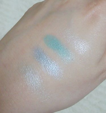 ダイソーコスメ エルファー パールインアイシャドウ ブルー を使ったアイメイク プチプラコスメとたまに趣味