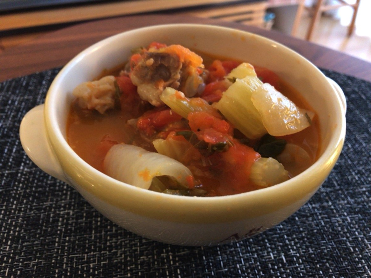 男の糖質offメニュー 豚軟骨とセロリのトマト煮込み Kimcokeのシンプルライフ