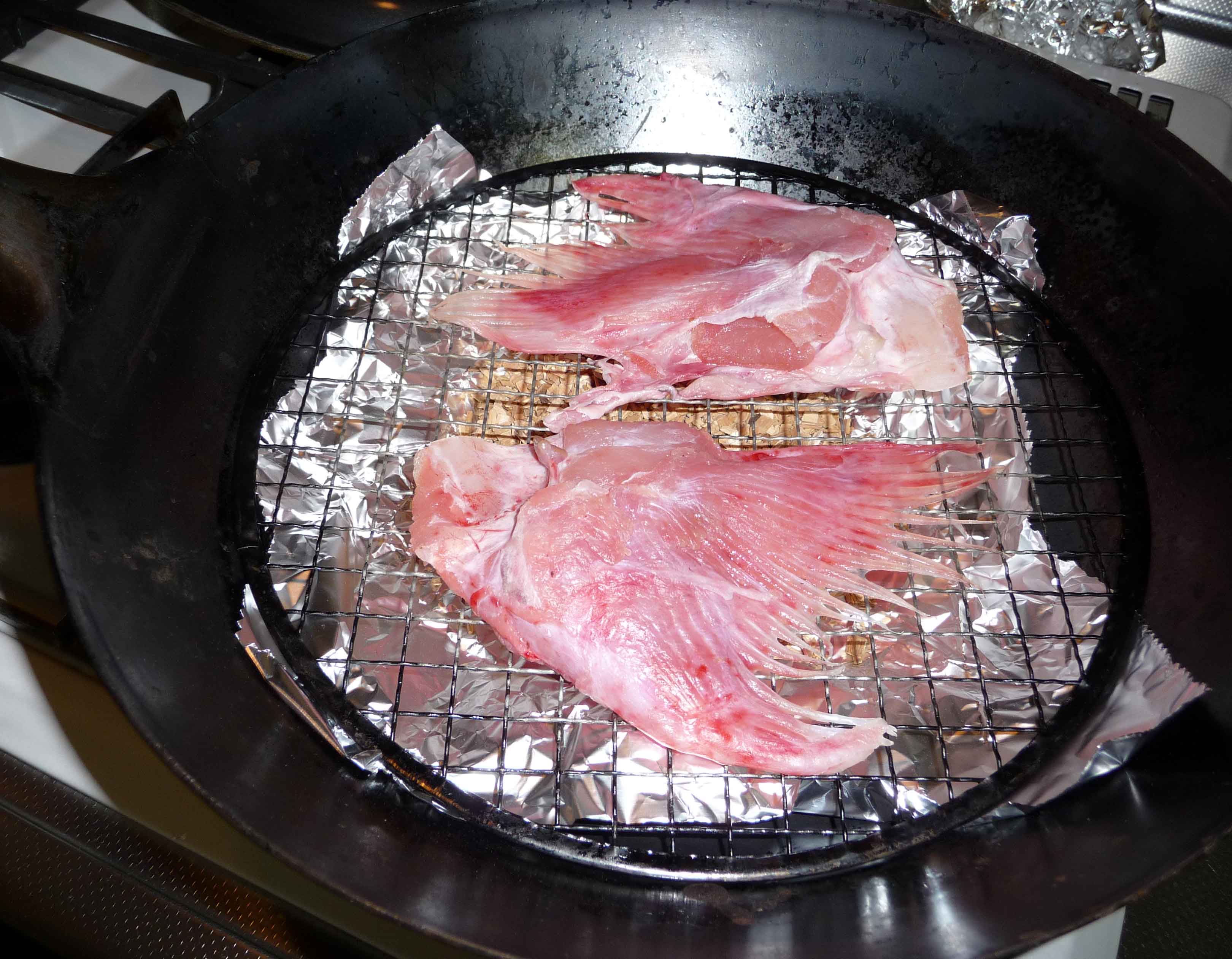 カスベの燻製 S A K U R A