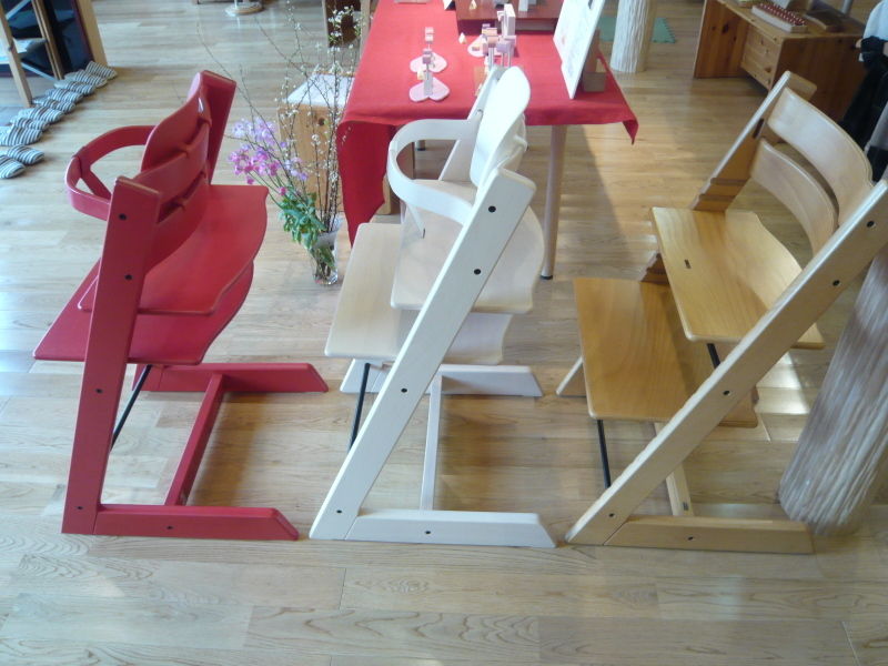 ☆美品☆ ストッケ　トリップトラップ　ホワイトウォッシュ　V3ベビーセット付 ストッケ トリップトラップ ホワイトウォッシュ ベビーセット付き