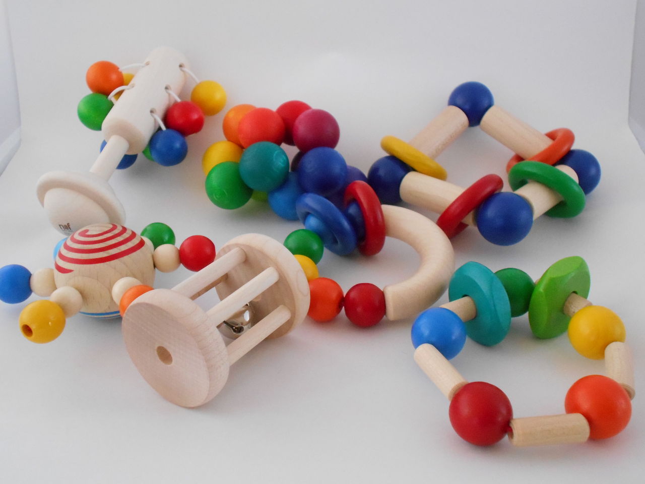 ドイツ製の木製ラトル ﾉ ギラリーロンデーロ セレクタ社 ドイツ その２ 木のおもちゃで楽しい子育て
