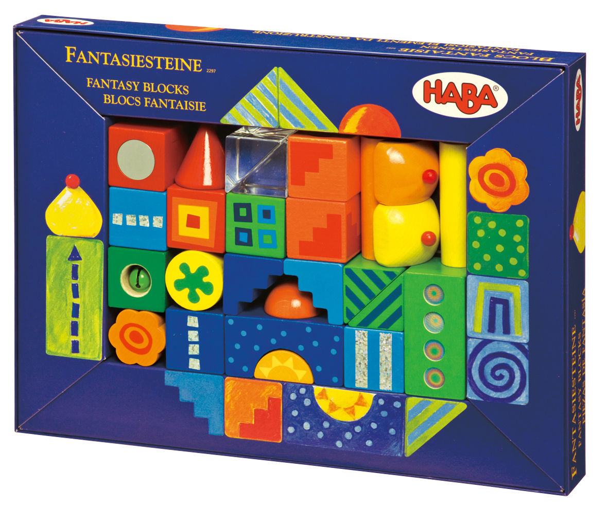 赤ちゃんからでも遊んで貰えるドイツ🇩🇪のカラー積み木『HABA積木