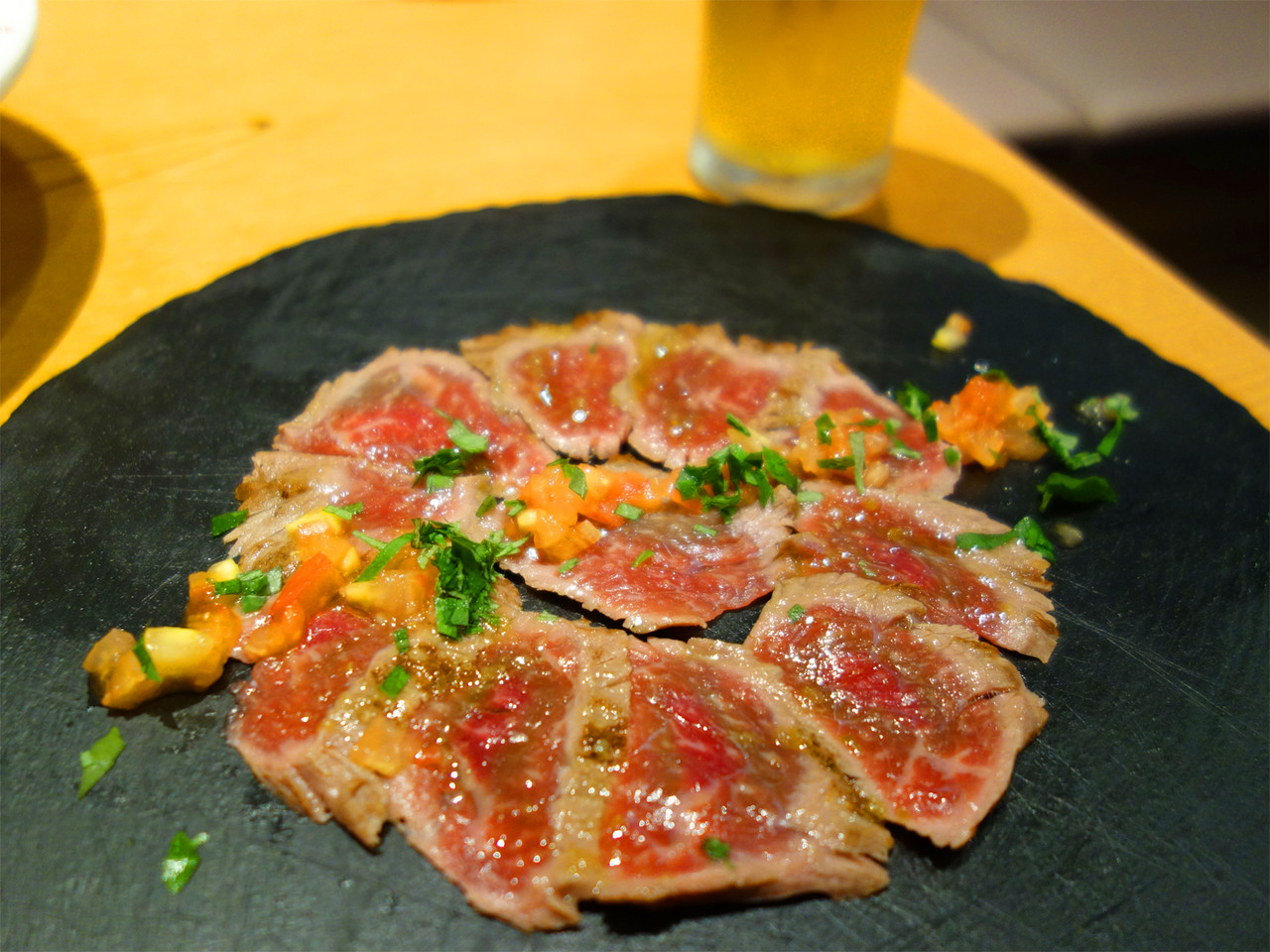 博多おんな節 福岡 阿蘇名物あか牛丼が名物の店で肉飲み あか牛dining Yoka Yoka Kitte博多店 博多おんな節 福岡 阿蘇名物あか牛丼が名物の店で肉飲み あか牛dining Yoka Yoka Kitte博多店