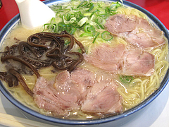 ランチ:ラーメン500円@博多ラーメンしばらく西新店