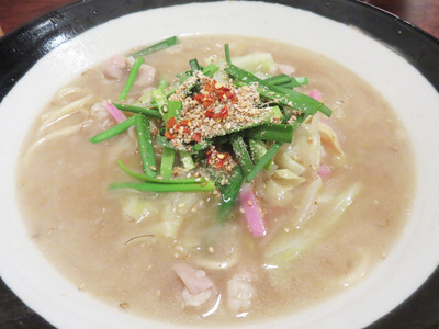 7博多もつちゃんぽん780円