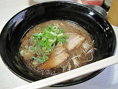 ラーメン:黒LA-麺600円@LA-麺HOUSE将丸・親富孝通り・天神