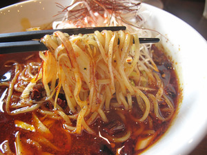 8熱烈!!麻辣大陸担々麺肉麺@杏仁荘