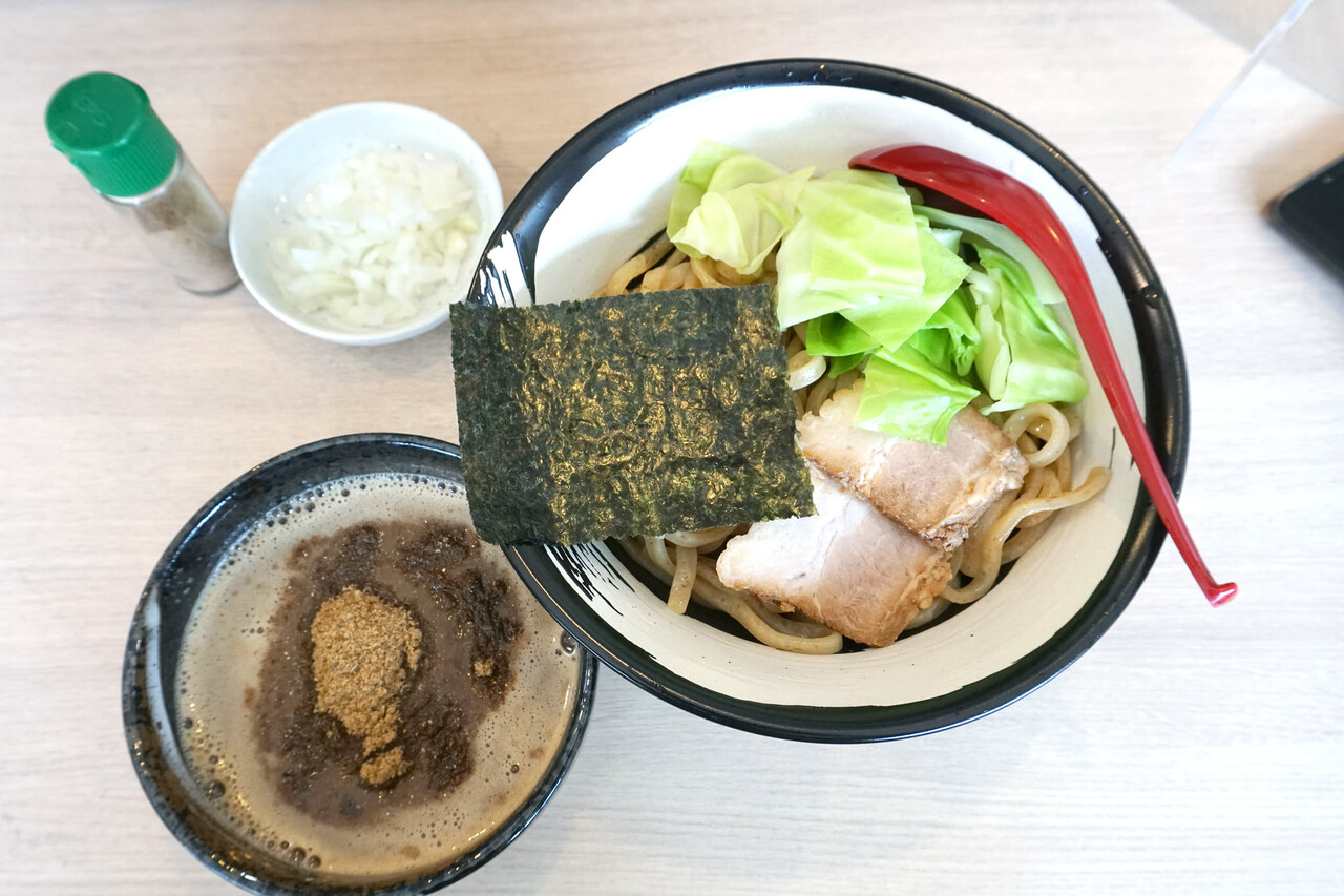 博多おんな節 福岡 大橋で濃厚豚骨つけ麺ランチ らーめん 藤や 本店 博多おんな節 福岡 大橋で濃厚豚骨つけ麺ランチ らーめん 藤や 本店