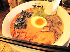 料理:久留米屋台ラーメン500円@天砲ラーメン・春日