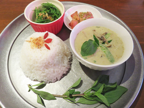 13グリーンカレーセット850円