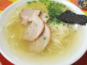 9ラーメン薄口500円@来来