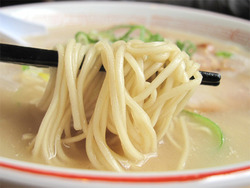 7ラーメン麺@ラーメン一鉄