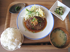 15ランチ:日替わり定食・ハンバーグ空撮@kitchen green(キッチングリーン)・別府
