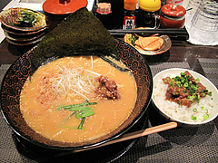 13ランチ:馬めしセット750円@さくらラーメン・馬蹄・日赤通り・高宮
