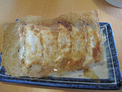 16餃子5個220円@西谷家