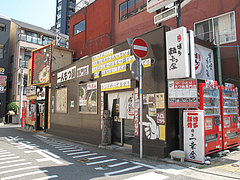 19外観@元祖博多麺もつ屋・春吉
