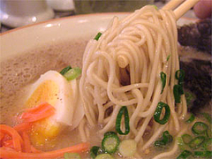 久留米大砲ラーメンの麺@福岡・天神