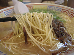 10ランチ:糸島豚豚骨ラーメン麺@ラーメン・伊都商店
