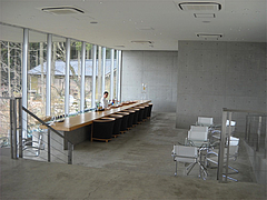 店内:1階のカウンター席@茶房わらび野