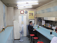 店内:カウンター席@勝龍軒・野間