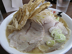 料理:ラーメン(ゴボウ)720円@博多麺業・島系・春吉店