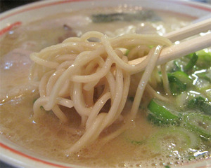 11ラーメン麺@博洋軒
