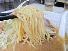 料理:節道ラーメンの麺@節道・春日