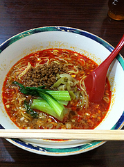 ランチ:坦々麺650円@中華万里・長浜鮮魚市場会館・福岡