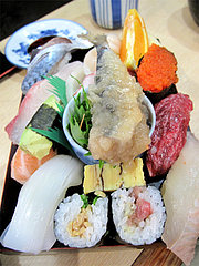 料理:すし定食のにぎり3@ランチ・鮨あつ賀