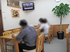 店内:テーブル席@中華料理・中国飯店・平和