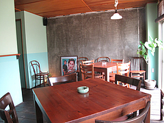 3店内:テーブル席@タイ料理・THAI CAFE KATI(タイカフェ・カティ)・京都