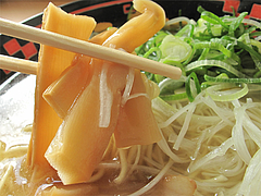 料理:天日塩ラーメンメンマ@ラー麦や・ラーメン