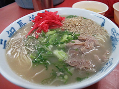 8ランチ:ラーメン・ナシカタ400円@ラーメン・元祖長浜屋