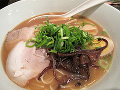 料理:とんこつラーメン650円@木村屋・博多デイトス