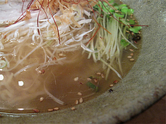 ランチ:潮薫醤油ラーメンスープ@麺劇場・玄瑛