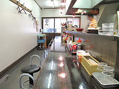 店内:カウンター@琉王・ラーメン・大橋