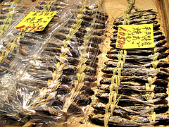 焼あご・博多雑煮@年末の柳橋連合市場・福岡2010