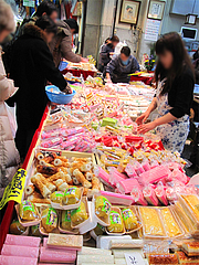 かまぼこ・おせち材料@年末の柳橋連合市場・福岡2010