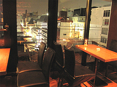 5店内:テーブル席@オスカー・バー・大名