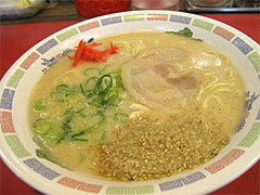 料理:ラーメン290円@博多ラーメンはかたや川端店