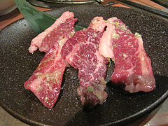 料理:特撰カルビ(タレ)924円@牛角・東比恵店